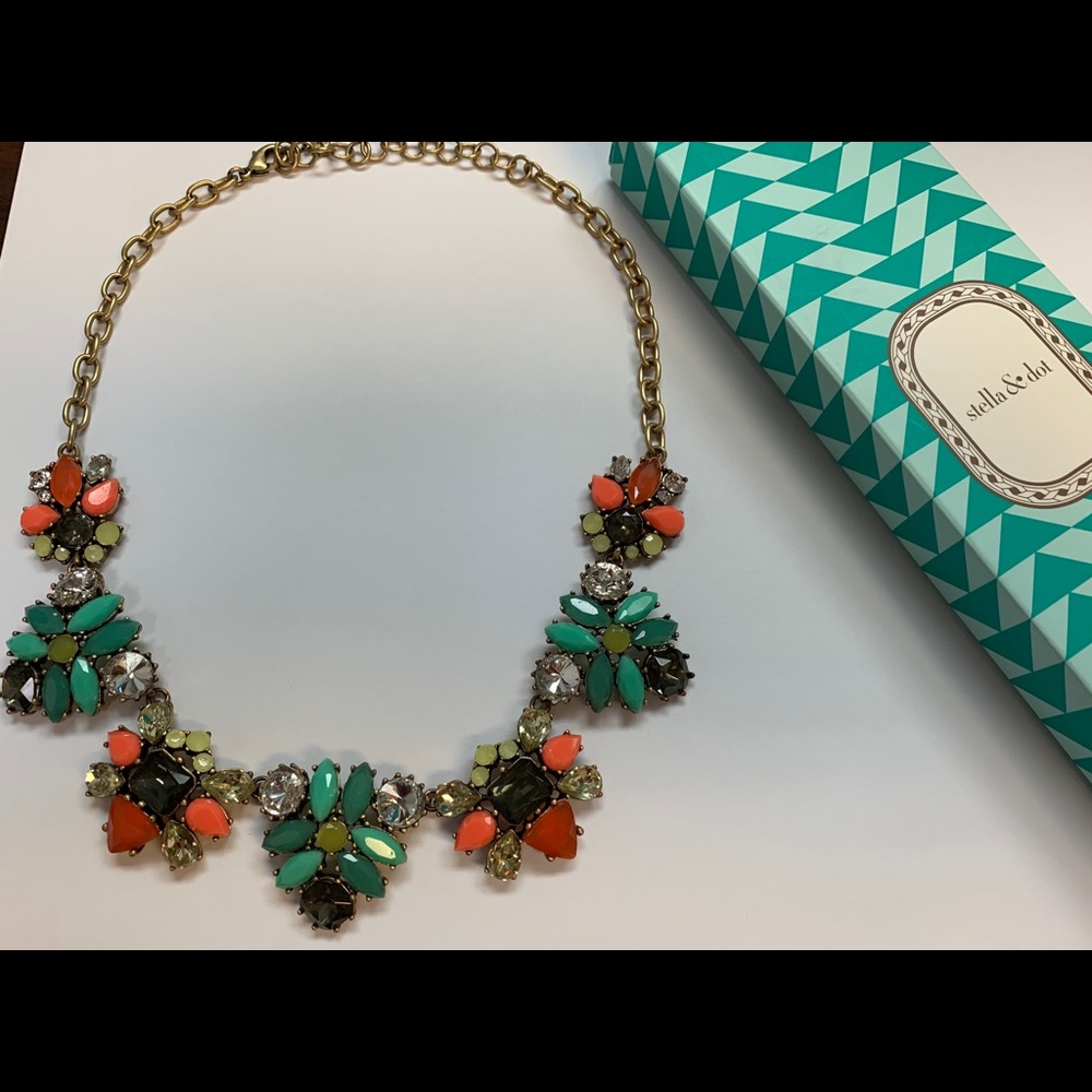 Stella & Dot Statement Necklace